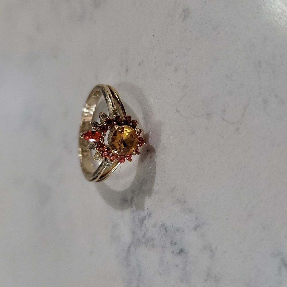 Fragrant Jewels Secretum Ring